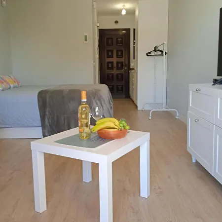 Estudio En Torres Del Sol En Lado Del Mar Arona (Tenerife)