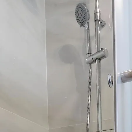 Estudio En Torres Del Sol En Lado Del Mar أرونا